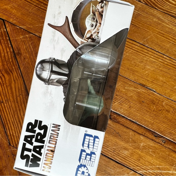 Star Wars PEZ Mandalorian and Grogu gift set brand new unopened box - Picture 4 of 4